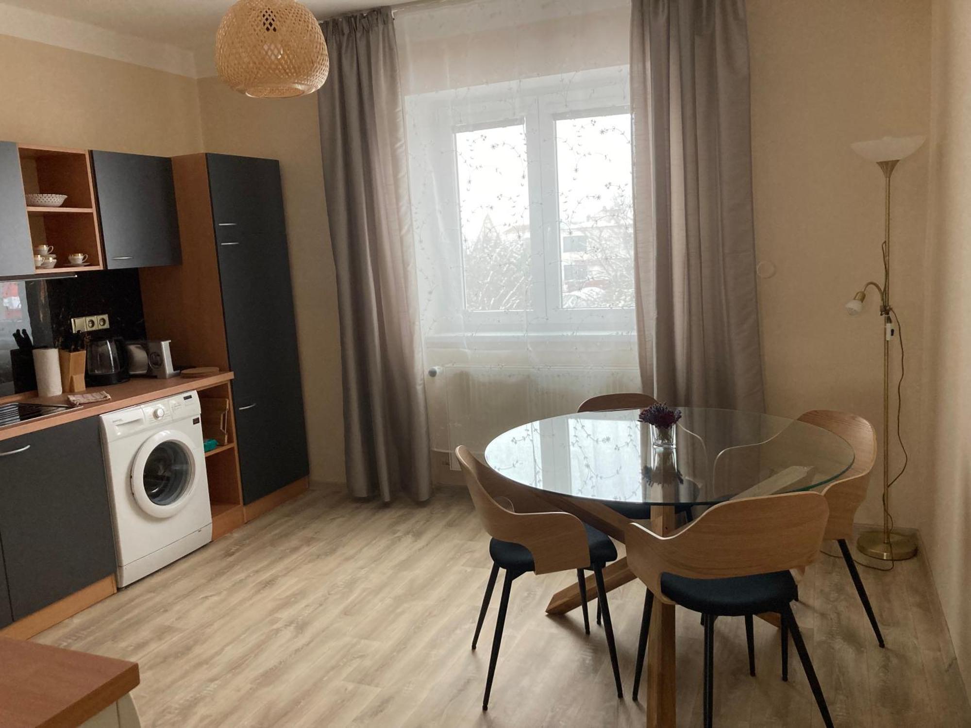 Apartment In The Garden
